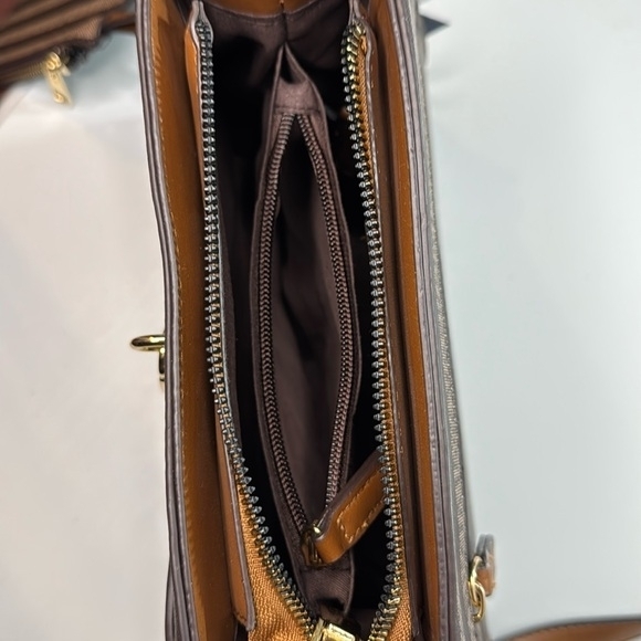 Adrienne Vittadini Brown Striped Crossbody Bag - Picture 8 of 9